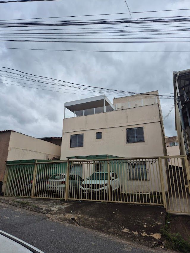Cobertura Espaçosa e Planejada no Santa Rosa, Sarzedo