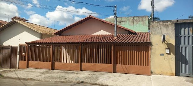 Casa Geminada com 2 Quartos e Suíte no Arvoredo I, Contagem