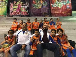 Read more about the article Destacan Dolphins en el navideño de básquetbol