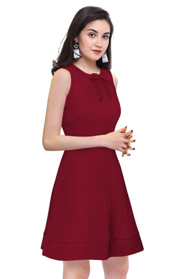 Maroon Sleeveless Round-Neck Knee-Length Dress - Image 2