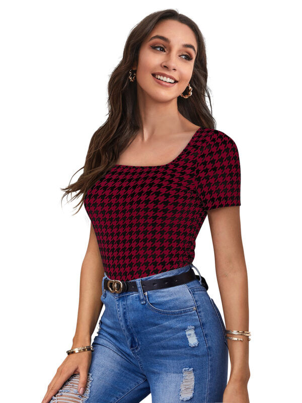Maroon Short Sleeves Square Neck T-Shirt - Image 3