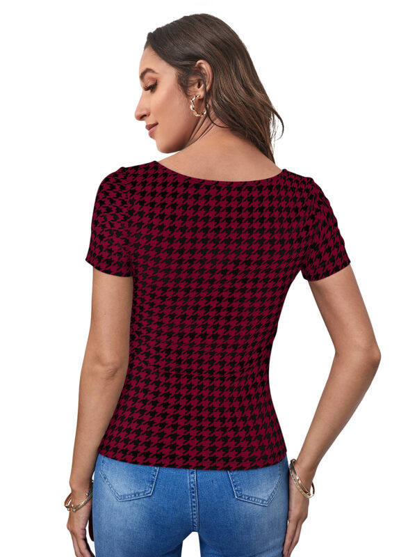 Maroon Short Sleeves Square Neck T-Shirt - Image 4