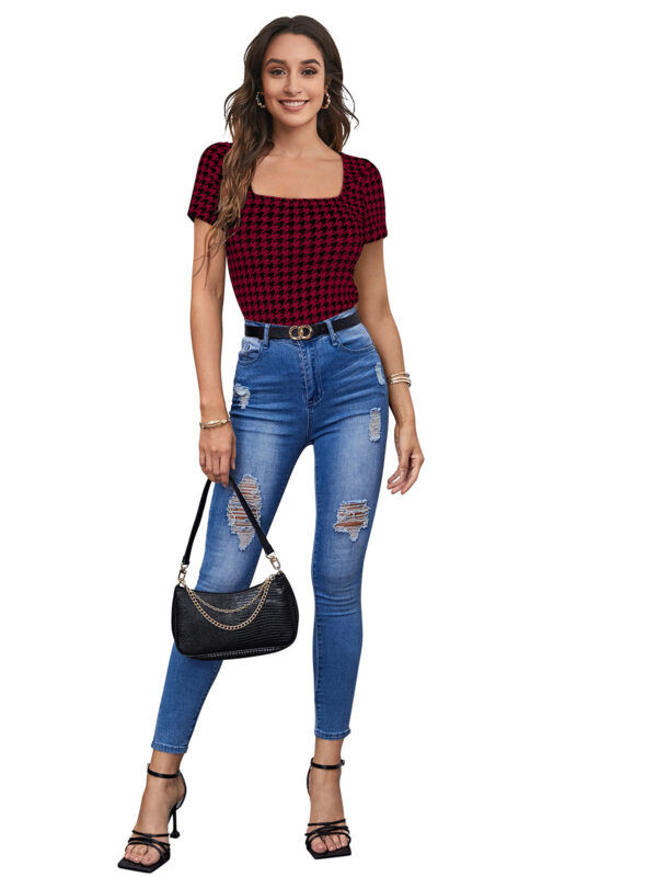 Maroon Short Sleeves Square Neck T-Shirt - Image 5