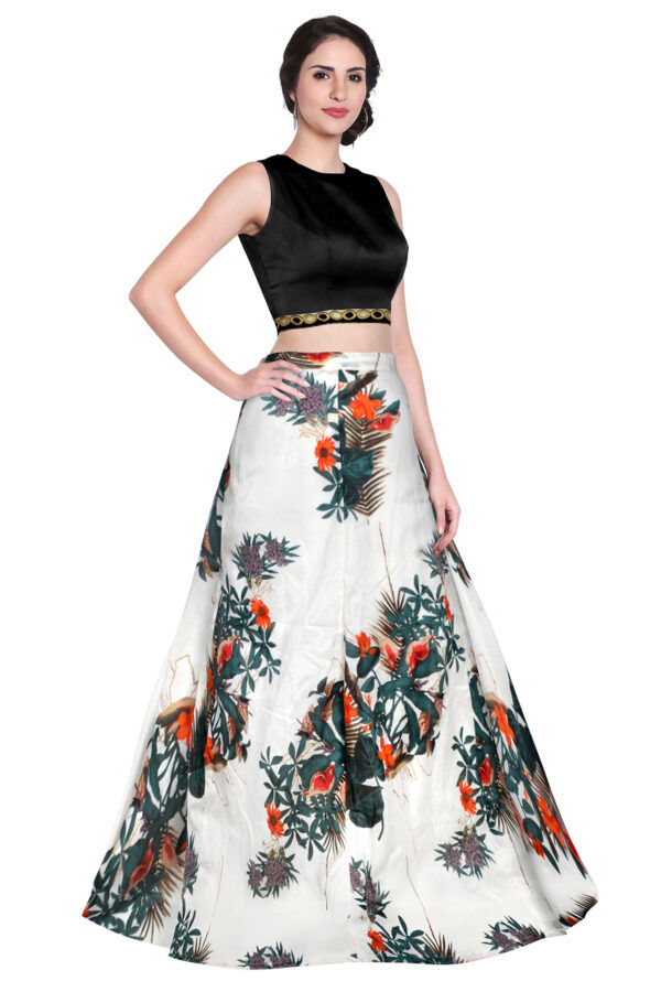 Elegant Stylish Cream Lehenga - Image 2