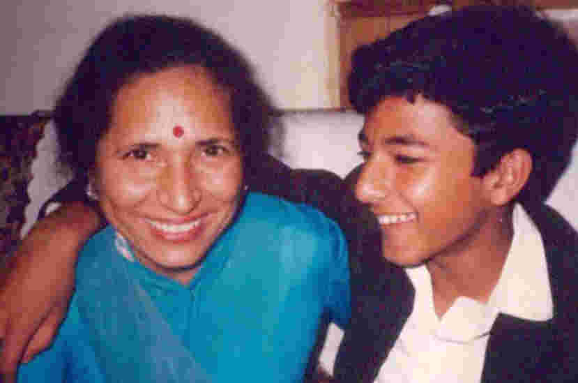 Vikas Khanna with his mother in Amritsar