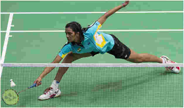 Sindhu playing the bronze medal match at the 2014 Commonwealth Games