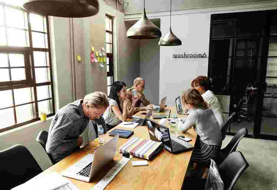 Effective Office Design Strategies That Retain Employees