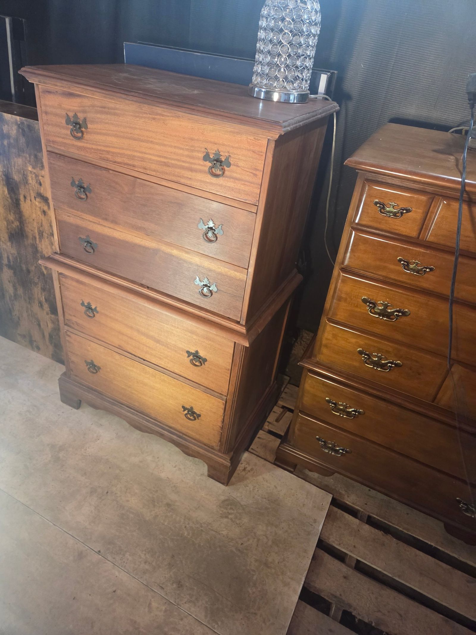 Dresser 35 x 18 n 52 inch tall. Traditional Cherry Wood Highboy Dresser — photo 6
