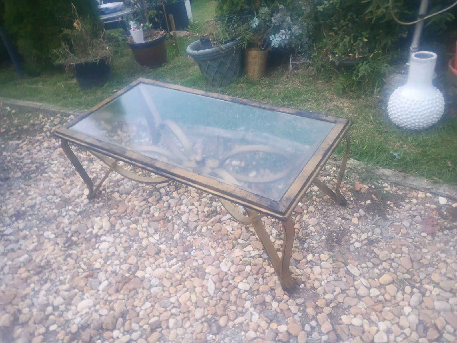 Coffee table 42 x 20 n  18 inch tall metal n glass — photo 2
