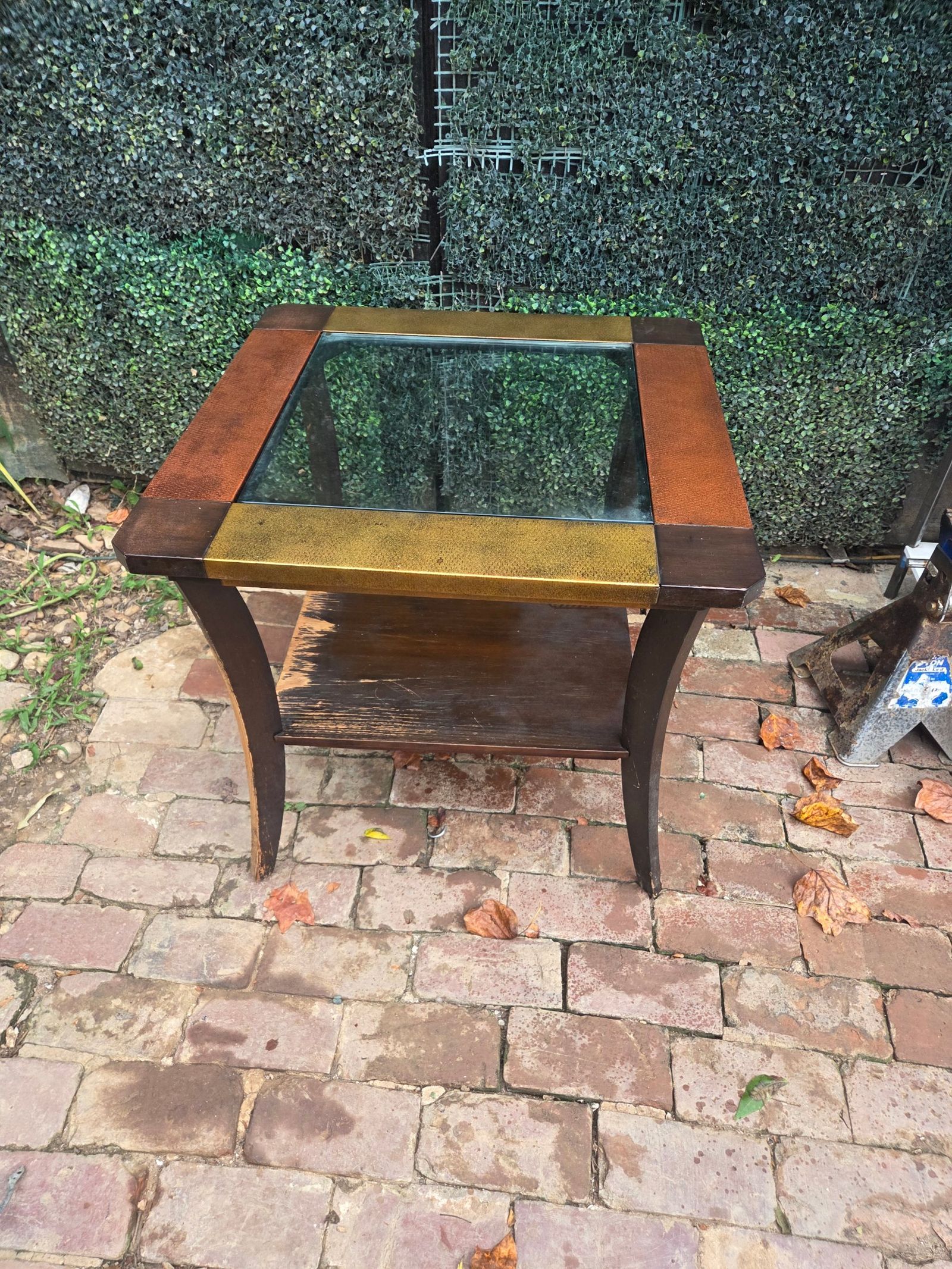 End Table Mid Century Modern.  Details In Pictures — photo 3