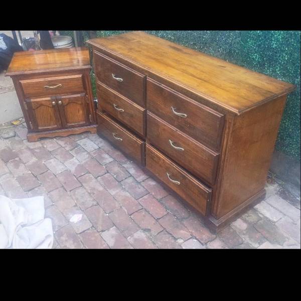 Dresser 53 x 18 n 32 inch tall all wood $85  Matching nite stand 24 x 17 n 24 inch tall $45