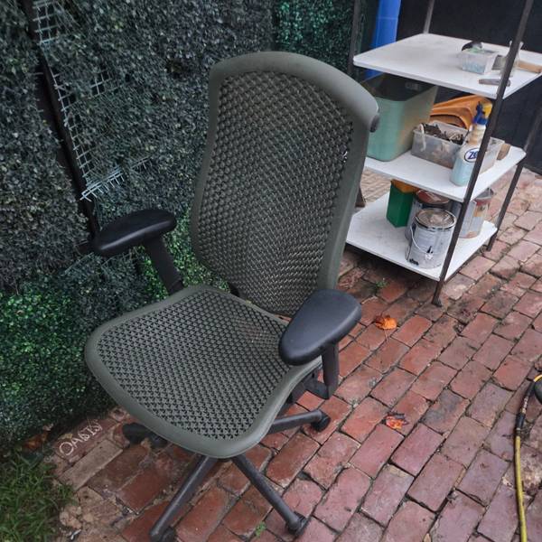 Herman Miller Mirra 1 Office Chair