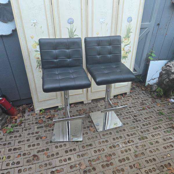 Stools  leather 33 down 25 inch $59each  Vintage 4-Panel Floral Room Divider Screen 63 x 72 wood  75