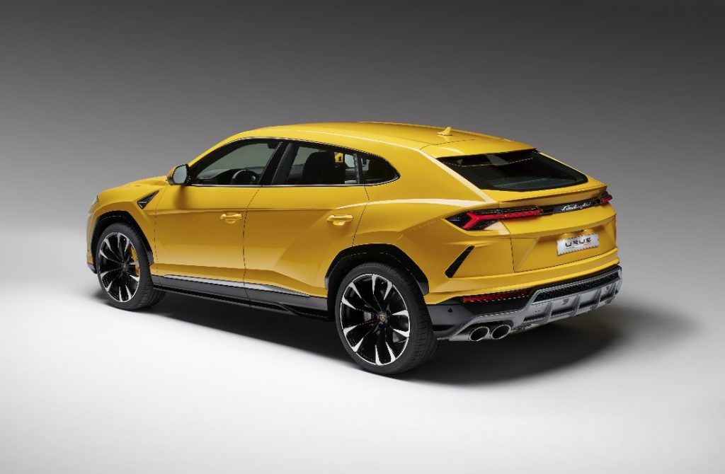 Lamborghini Urus Mobil SUV Paling Keren