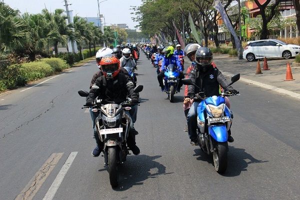 Touring motor