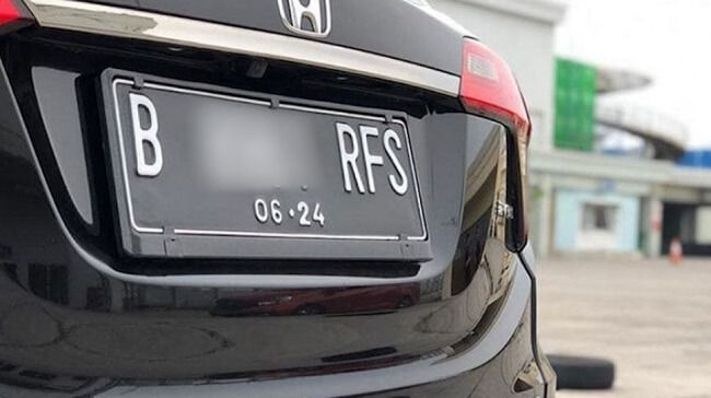 Plat Mobil RFS