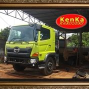 Jual Beli Truk  Mitsubishi Bekas  dan Baru Jualo