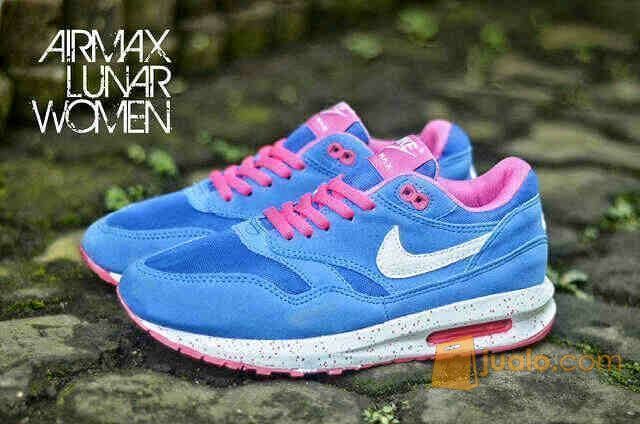 nike air max womens blue and pink