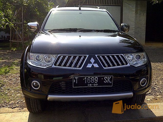  Pajero  Sport  Exceed  Matic Th 2010  Hitam Metalik 