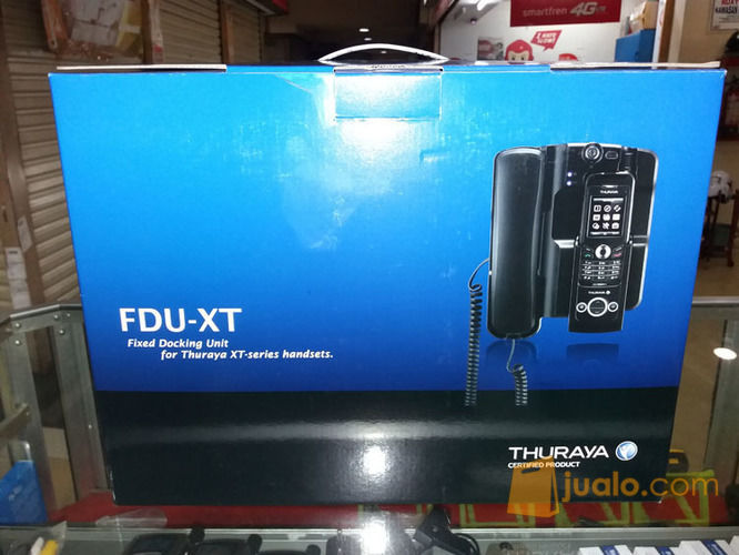 Telepon Sateli Thuraya FDU-XT Docking Station untuk ditengah lautan