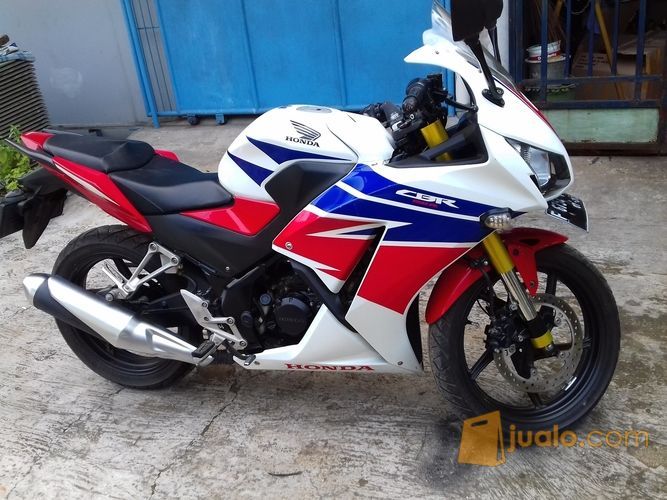 honda cbr th 2015 plat  f  bogor  cilengsih mls pjk hidup 