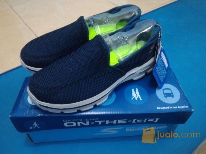 harga skechers go walk 3