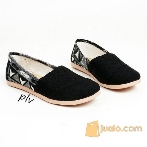 sepatu flat shoes