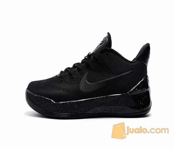 sepatu basket kobe