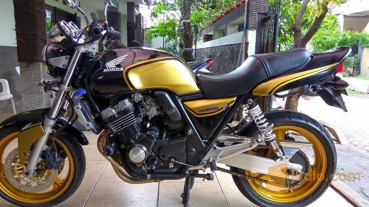 HONDA CB 400cc 4 Silinder Thn 98. Kondisi Istimewa Banget