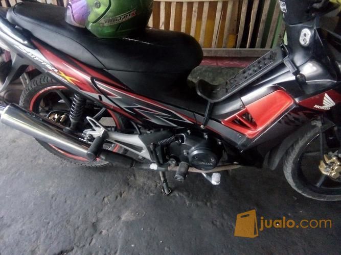 Sepda Motor  Honda  Supra  X  125  Th 2010 Mulus Surabaya  Jualo