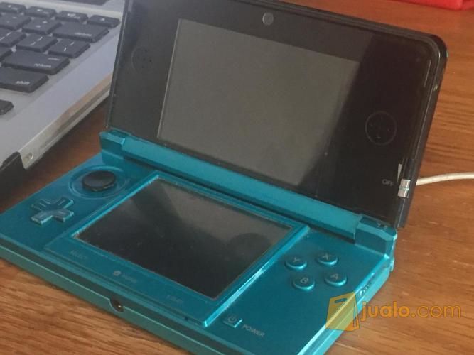 Nintendo 3DS + 2 Game Pilihan + Kotak Kartridge