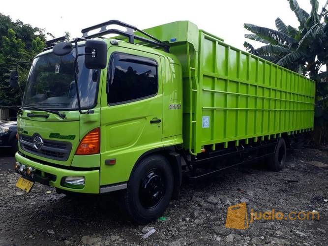 Hino Lohan FG235TI JP Long Bak  Besi  Tahun 2011 Siap Jalan 