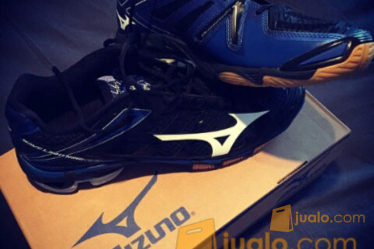 sepatu mizuno rx3