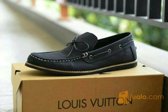 sepatu louis vuitton pria / sepatu Loafer pria LV / terbaru sepatu louis  vuitton untuk pria / sepatu loafer pria / sepatu casual pria / sepatu kulit  pria