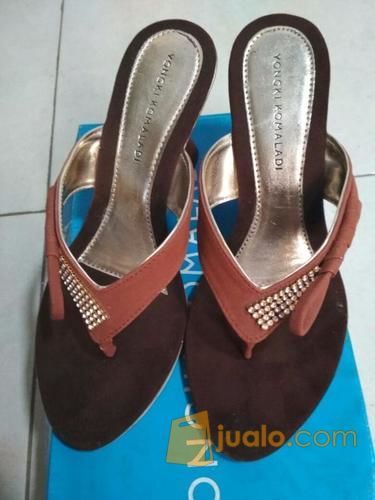 sandal yongki komaladi wedges