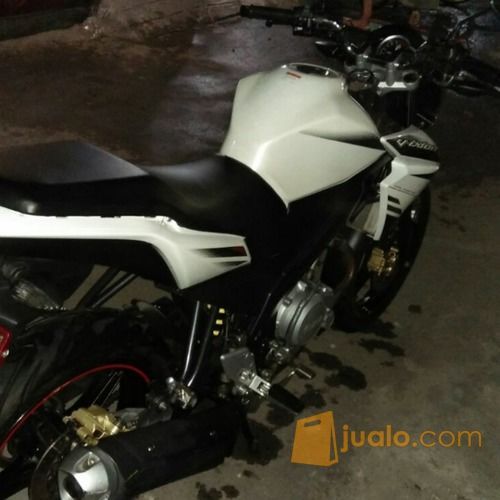  Motor  Yamaha  Vixion Putih Tahun 2014 Jakarta  Barat  Jualo