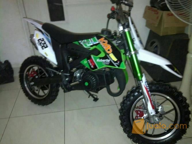  MOTOR  BENSIN  TRAIL  2TAK Anak  Yogyakarta Jualo