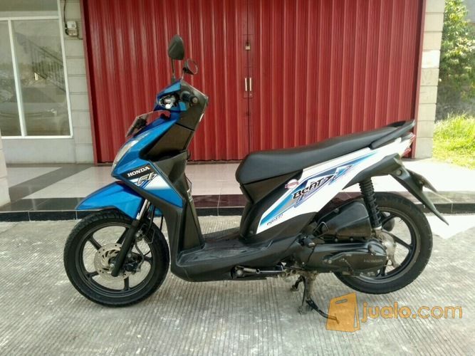  Motor  Honda Beat  FI 2014 biru  Jakarta Timur Jualo