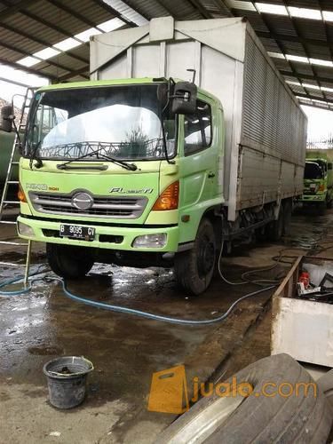 Hino FL235JW Wingbox  Tronton Jakarta Timur Jualo