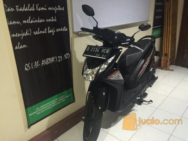  Motor  Honda Beat  Warna Hitam Tahun 2016 Masih Mulus 