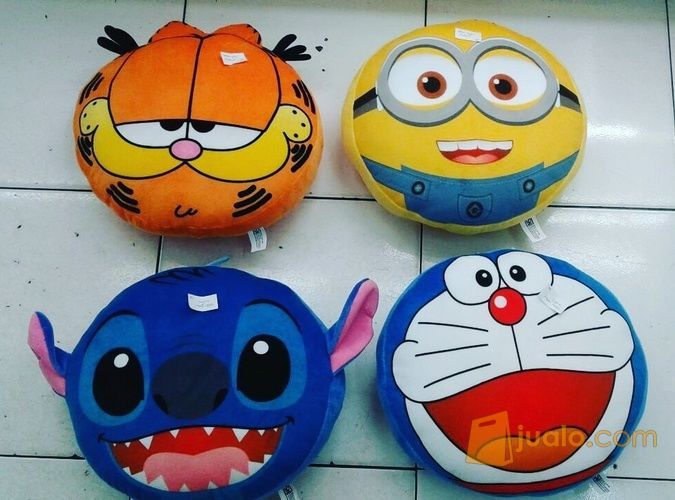 Bantal Kepala Karakter Garfield Stitch Minion Doraemon Empuk Halus Lembut SNI Ukuran M Kurleb 35cm Harga 80rb Satuan Harga Grosit Min 2 Pcs 75rb