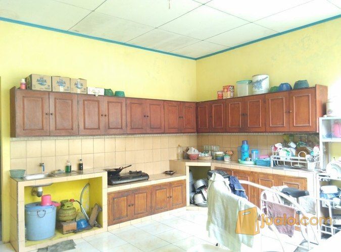 Rumah Warna Kuning 2 Lantai Dekat UNIVERSITAS NGUDI WALUYO Ungaran