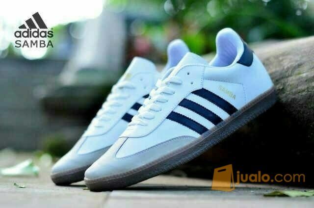 sale sepatu adidas original