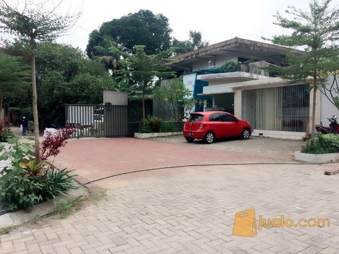 Town House DE ARAFAT Di Cawang Berada Di KOMPLEK TNI AL USMAN HARUN