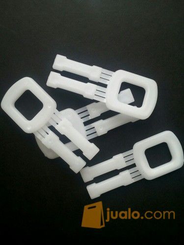 GESPER/ KLEM PASTIK UNTUK STRAPPING BAND/ TALI KUNING