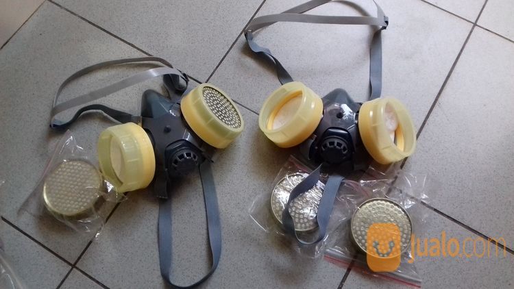 Respirator/Masker Double Filter Safety Gas Chemical Barang Lelangan