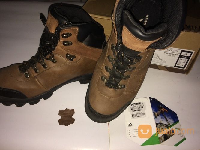 eiger hiking boots