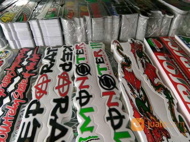 Sticker Isi 100pcs Stiker  Motor Sticker Helm  Ukuran 21cm X 