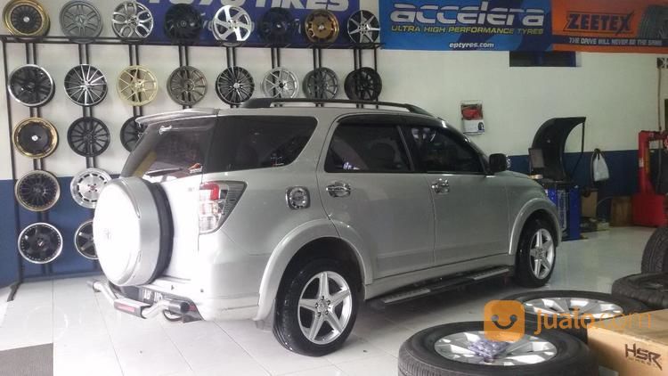 Modifikasi Velg Mobil Toyota Rush Ring 17 Yogyakarta Jualo