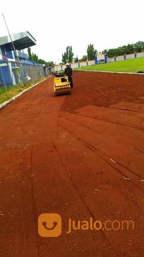 PEMBUATAN JOGGING TRACK, LINTASAN ATLETIK DENGAN LAPISAN GRAVEL